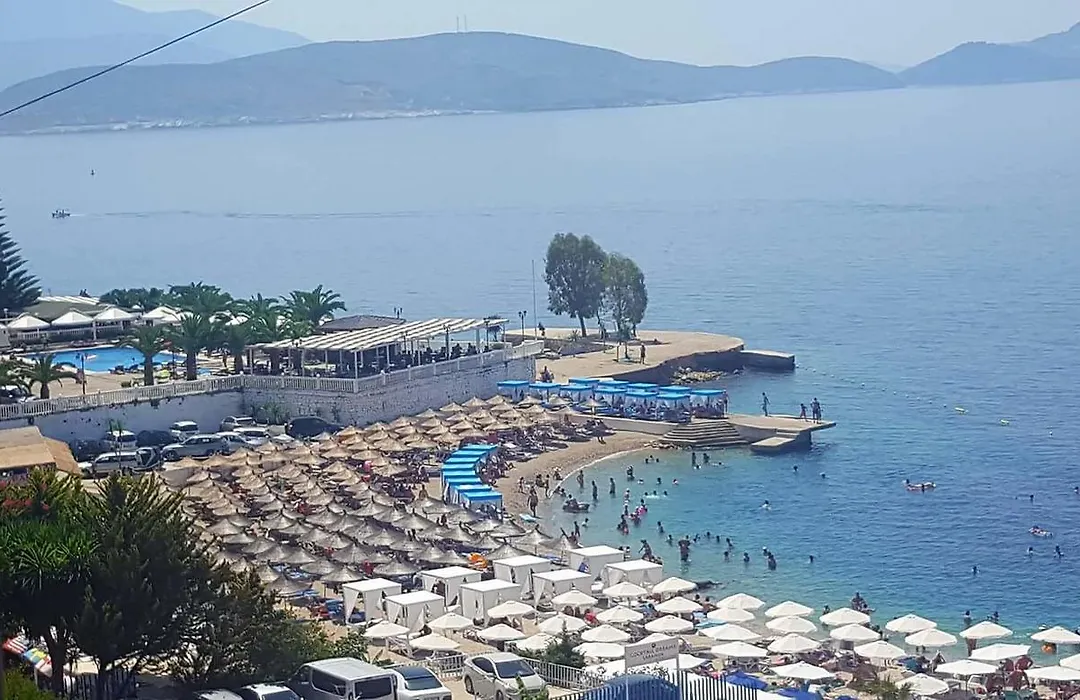 Dream Hotel Saranda-1