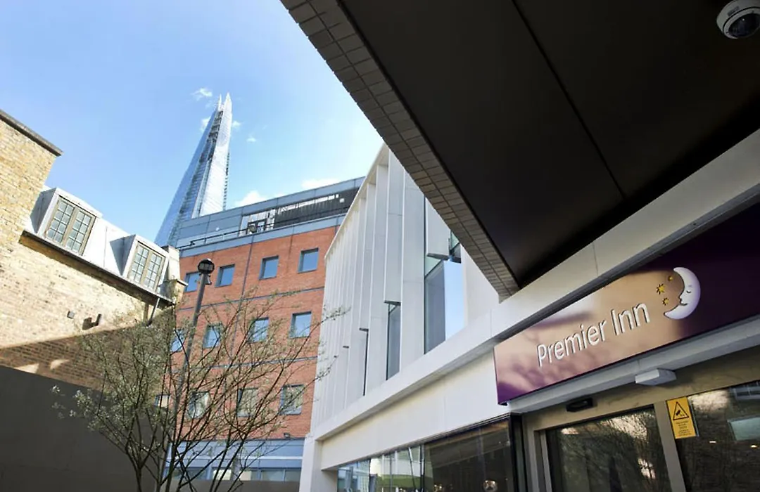Premier Inn Southwark Borough High St-1