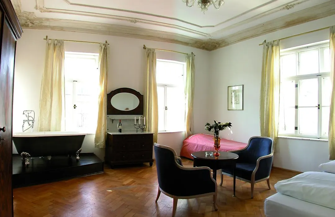 Hotel Mariandl-1
