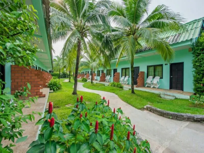 Baantonsai Garden Resort-1