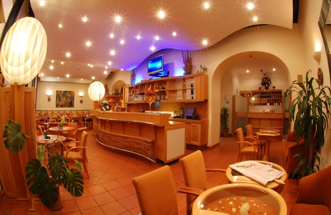 Ea Hotel Tosca-1
