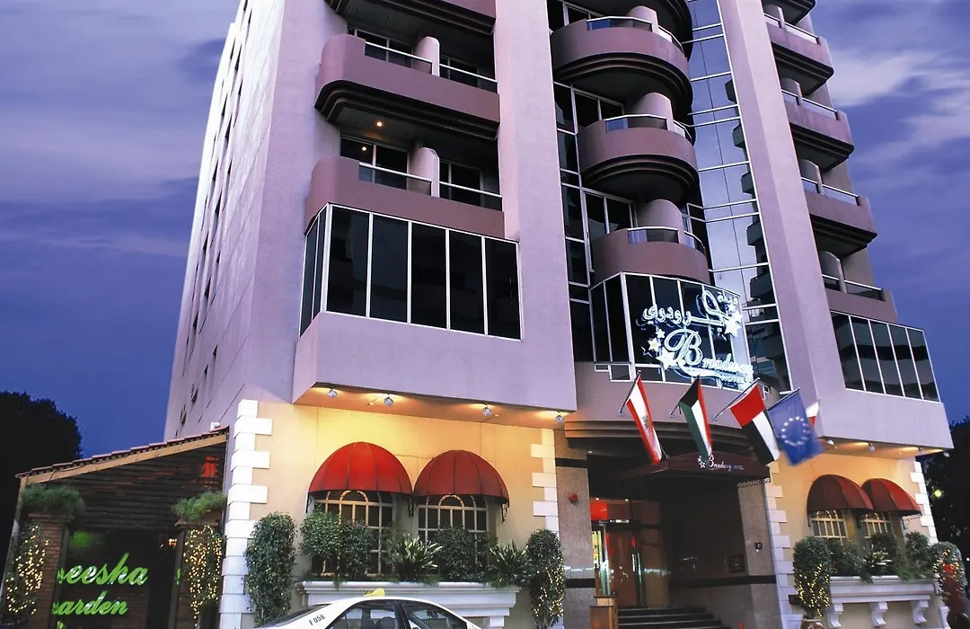 Broadway Hotel-1