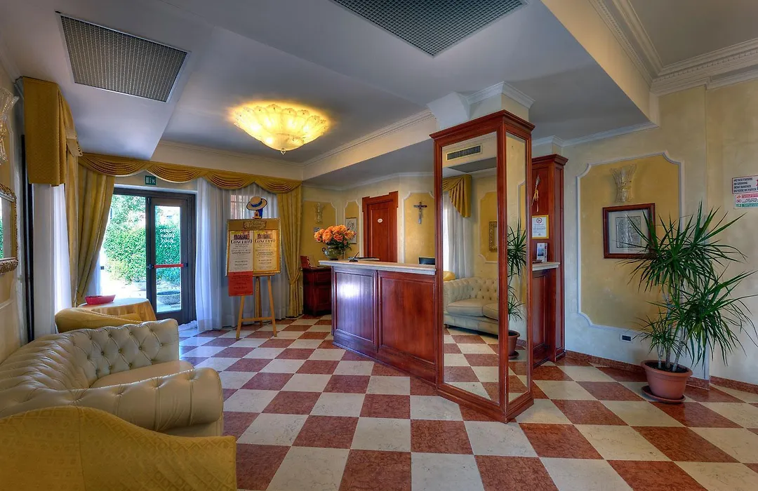 Hotel Russo Palace-1