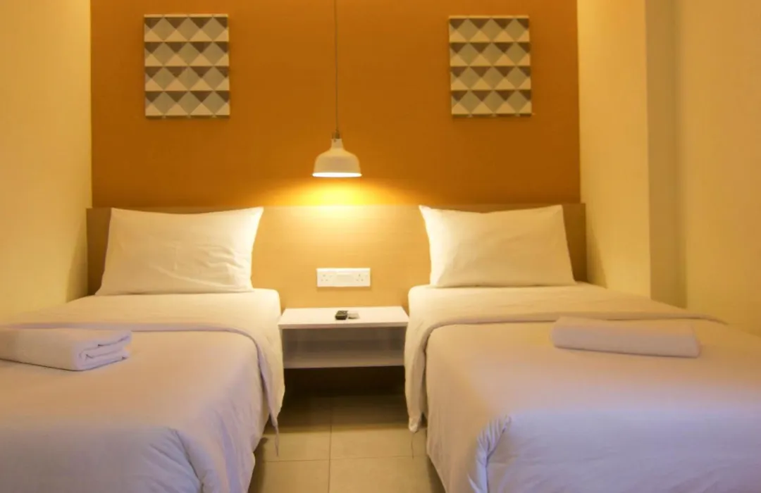Hotel 1000 Miles-1