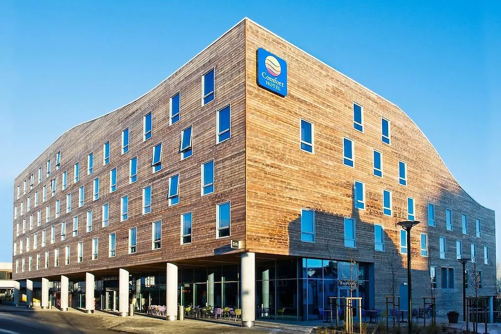 Comfort Hotel Square-1