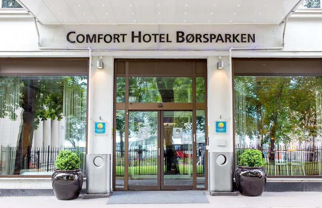 Comfort Hotel Borsparken-1