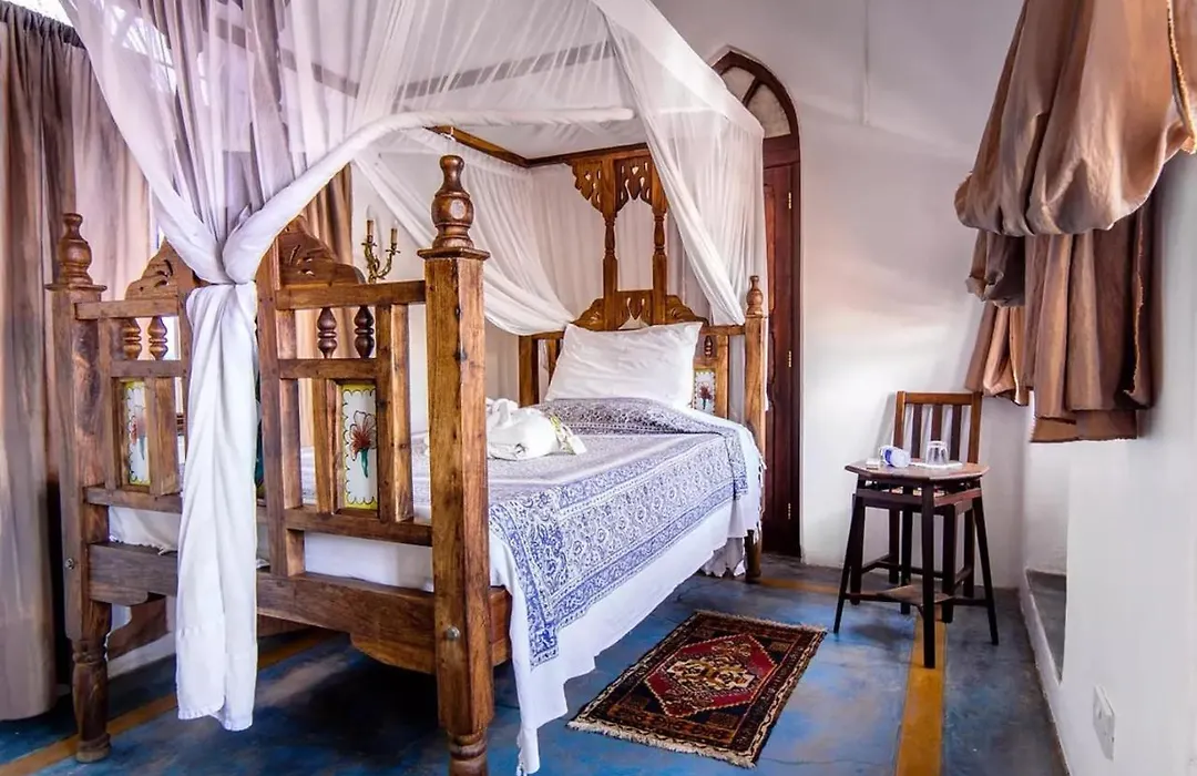 Zanzibar Coffee House-1