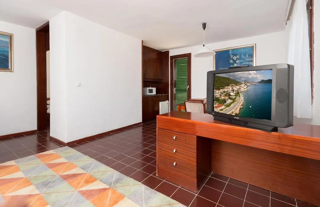Hotel Zenit Neum-1