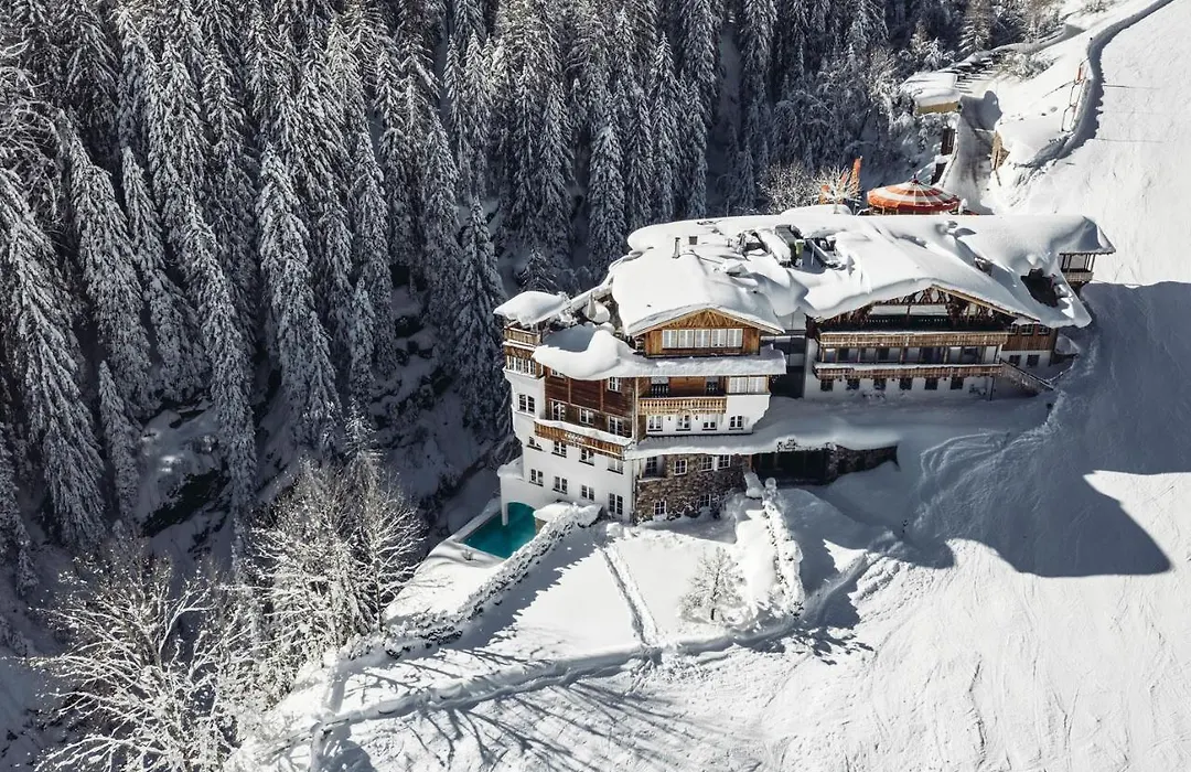 Mooser Hotel-1