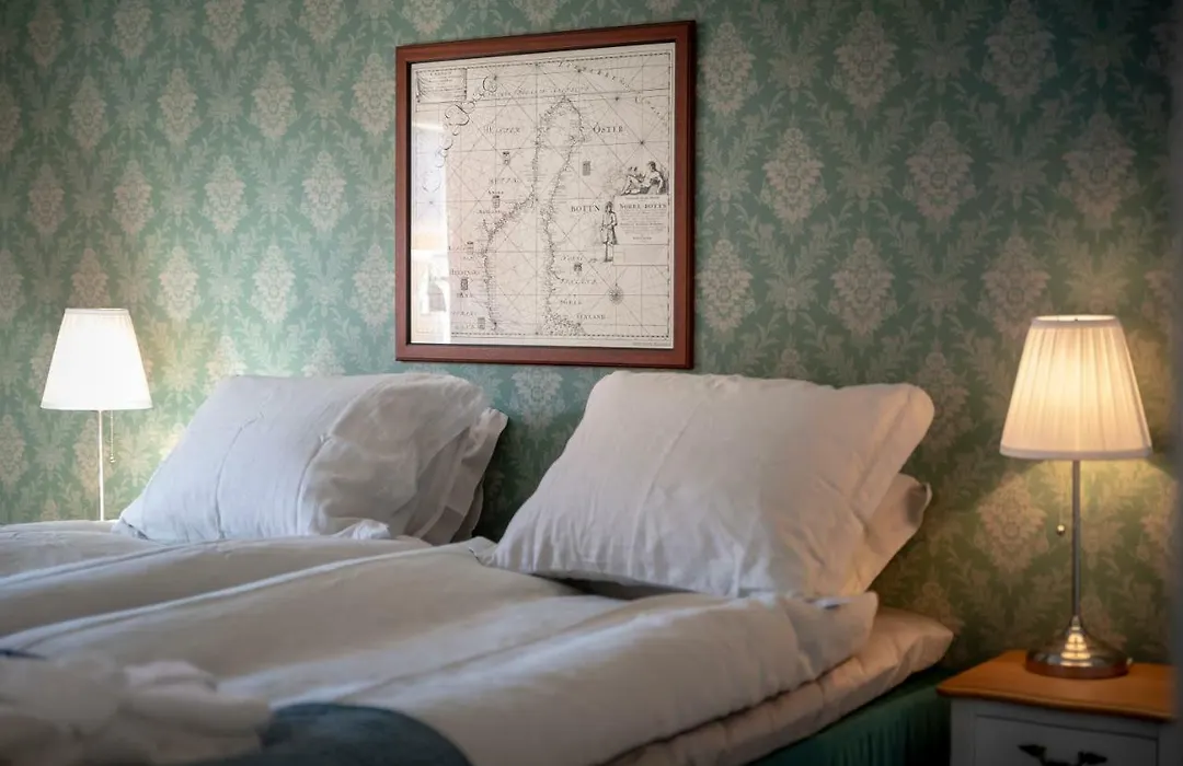 Fregatten Bed & Breakfast-1