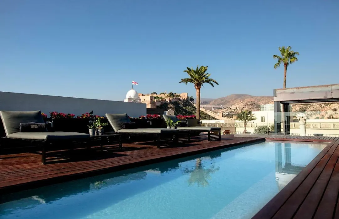 Aire Hotel & Ancient Baths-1