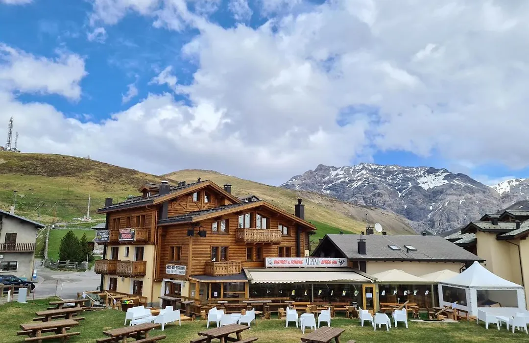 Alpino Lodge Bivio-1