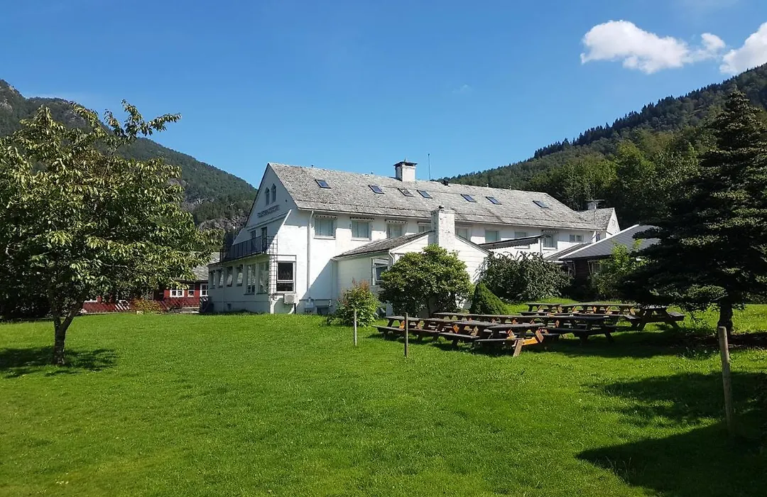 Folgefonn Gjestetun-1