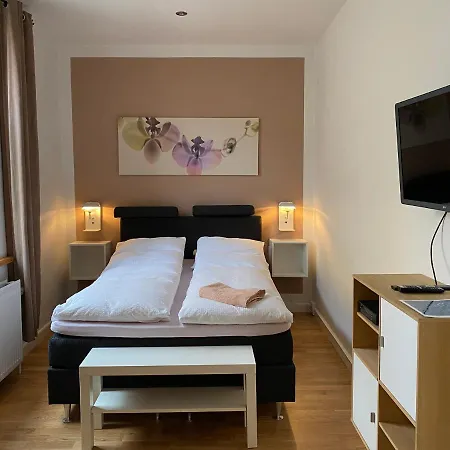 Davaa'S Bed & Breakfast-3