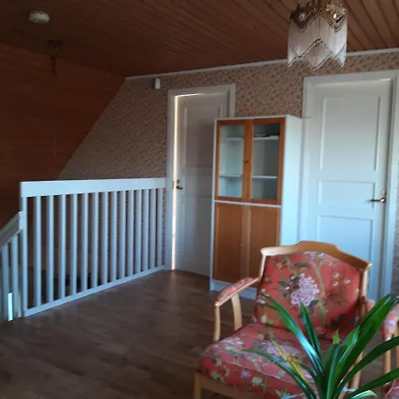 Jen'S B&B-2
