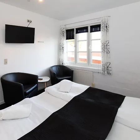 Foldens Hotel Annex-2