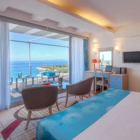 Tropical Hotel Seafront Boutique-3