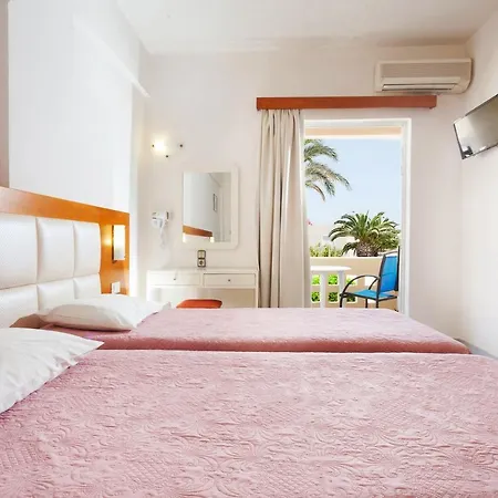 Relax Hotel-3