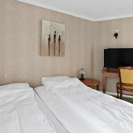Aursnes Hotell-3
