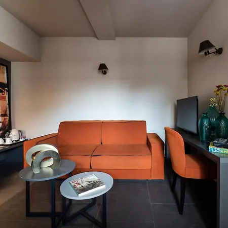 Fifty House-2