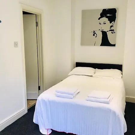 Amhurst Hotel-2