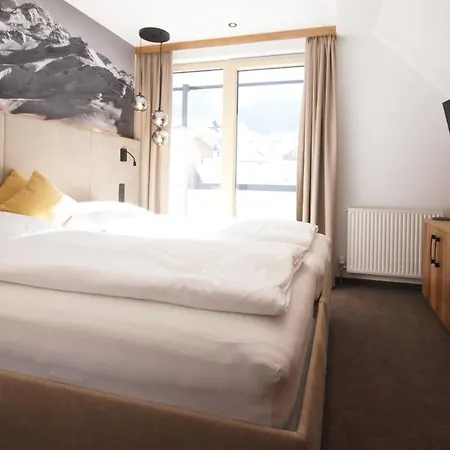 Hotel Germania-2