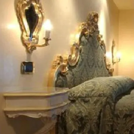 Hotel Vecellio Venice On The Lagoon-2