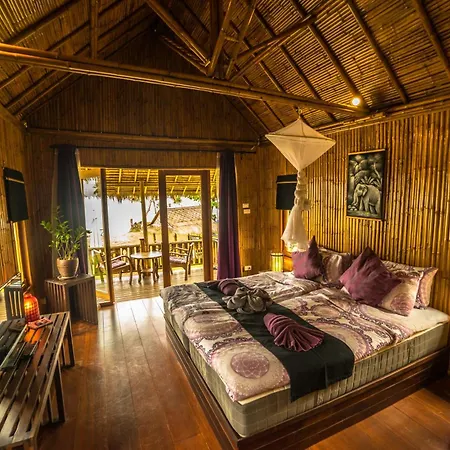 Lazy Days Bungalows-3