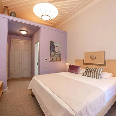 Delight Deluxe Hotel-2
