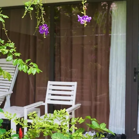 Canary Bungalow-2