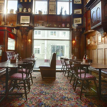 Hotel Bishops Arms Pitea-3