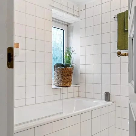 Victoria Apartment-2