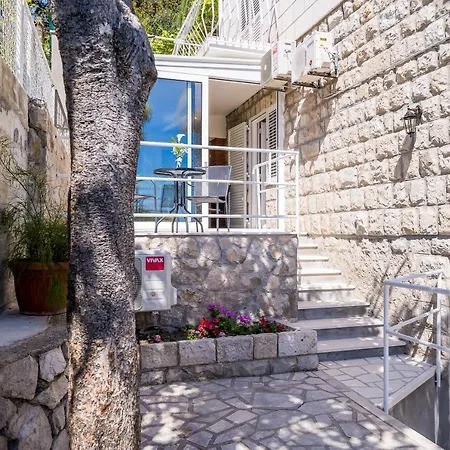 Guest House Villa Nina-2