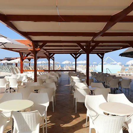 Iberostar Waves Bouganville Playa-2