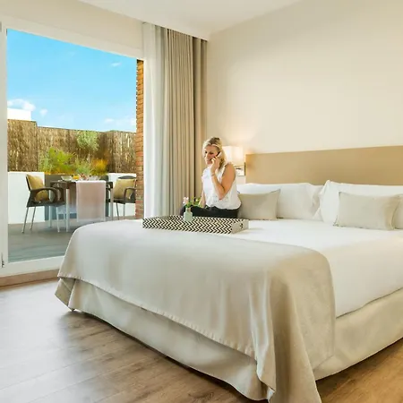 Aparthotel Mariano Cubi Barcelona-2
