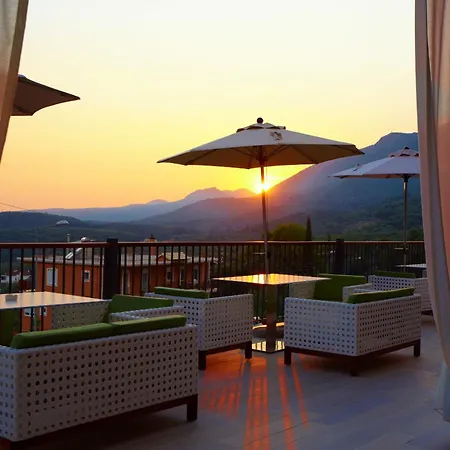 Salvator Villas&Spa Hotel-3