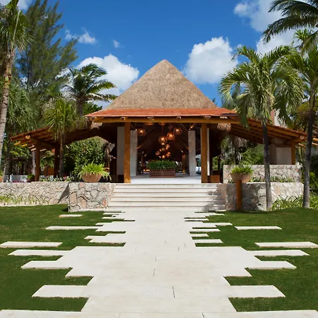 Mahekal Beach Front Resort & Spa-2