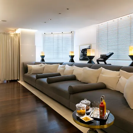 Hotel Barriere Le Majestic Cannes-3