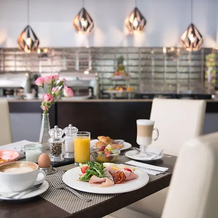 Rubin Wellness & Conference Hotel-2