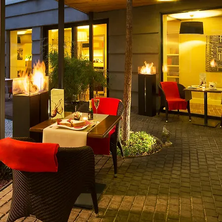 Three Crowns Hotel-2