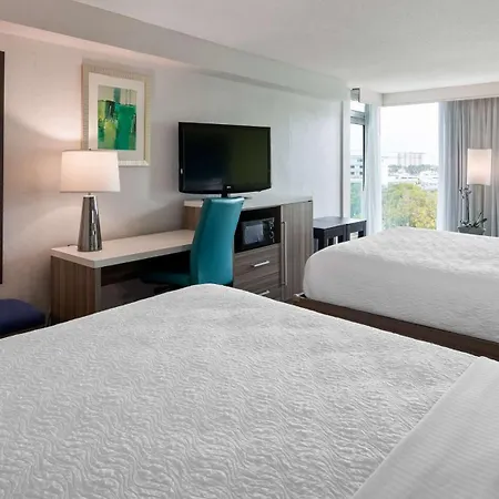 Best Western Plus Oceanside Inn-2