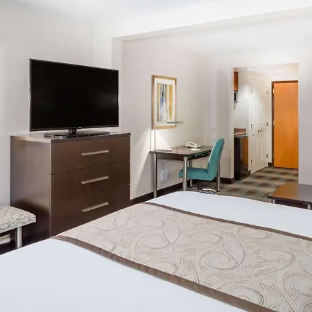Wingate By Wyndham - Orlando International Airport- Free Hot Breakfast-3