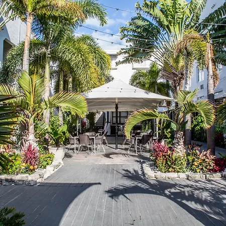 South Beach Plaza Hotel-3