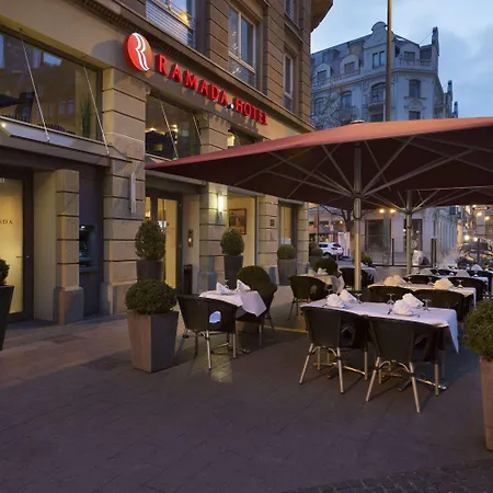 Ramada By Wyndham Frankfurt City Centre-2