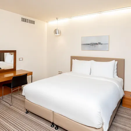 Radisson Blu Residence, Dubai Marina-3