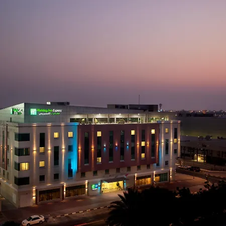 Holiday Inn Express Dubai Safa Park By Ihg-3