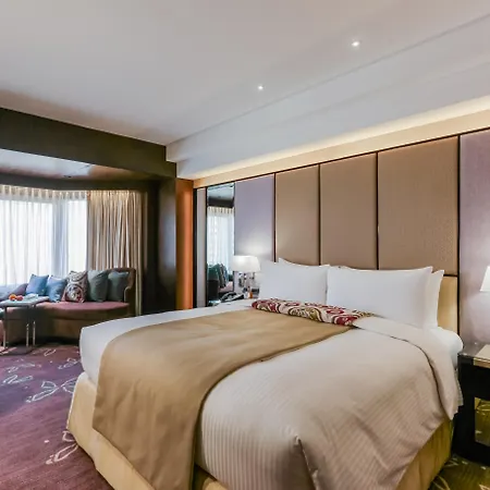Diamond Hotel Philippines-2
