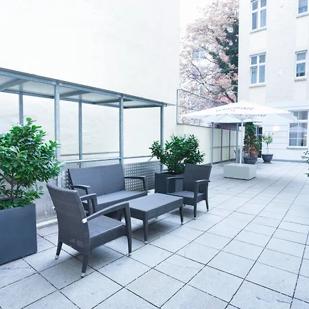 Garner Hotel Berlin - Checkpoint Charlie By Ihg-3