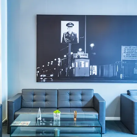 Garner Hotel Berlin - Checkpoint Charlie By Ihg-3