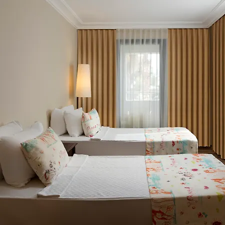 Seven Seas Hotel Life-3